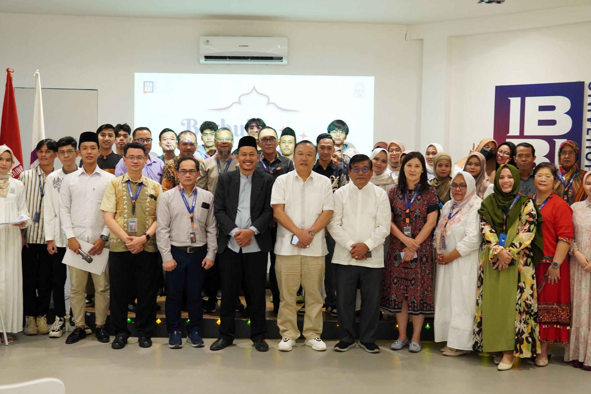 Featured image for “Berbuka Bersama dan Berbagi Takjil Universitas IBBI: Raih Berkah, Rekahkan Spirit Solid Keakraban Ukhuwah Insyaniah”