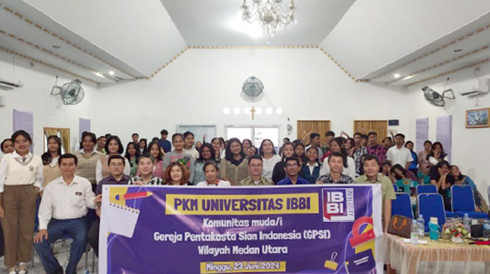 Featured image for “Universitas IBBI Gelar Pelatihan Pembuatan Slide AI dengan ChatGPT 4 di GPSI Medan Utara”
